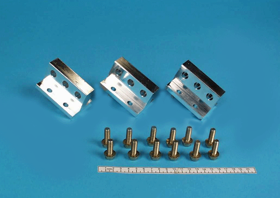 SPARE PARTS:3P REAR CONN. KIT FOR 800/2000A FIXED OR DRAWOUT